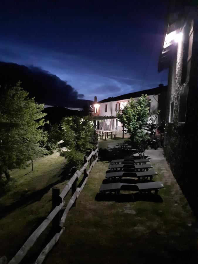 Cascina Merlo Country House Pareto Εξωτερικό φωτογραφία